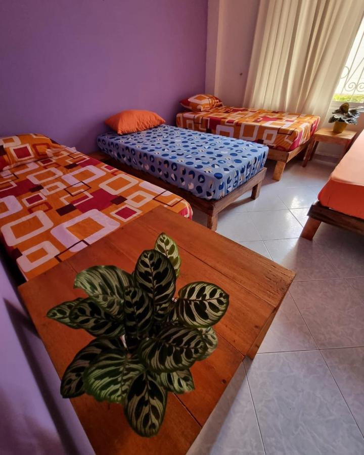 Tatami Hostel ブカラマンガ エクステリア 写真