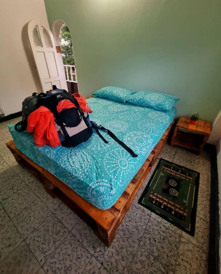 Tatami Hostel ブカラマンガ エクステリア 写真